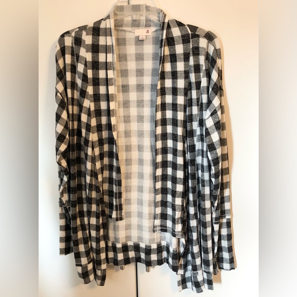 SO Open front cardigan Buffalo plaid print. Size L. EUC.